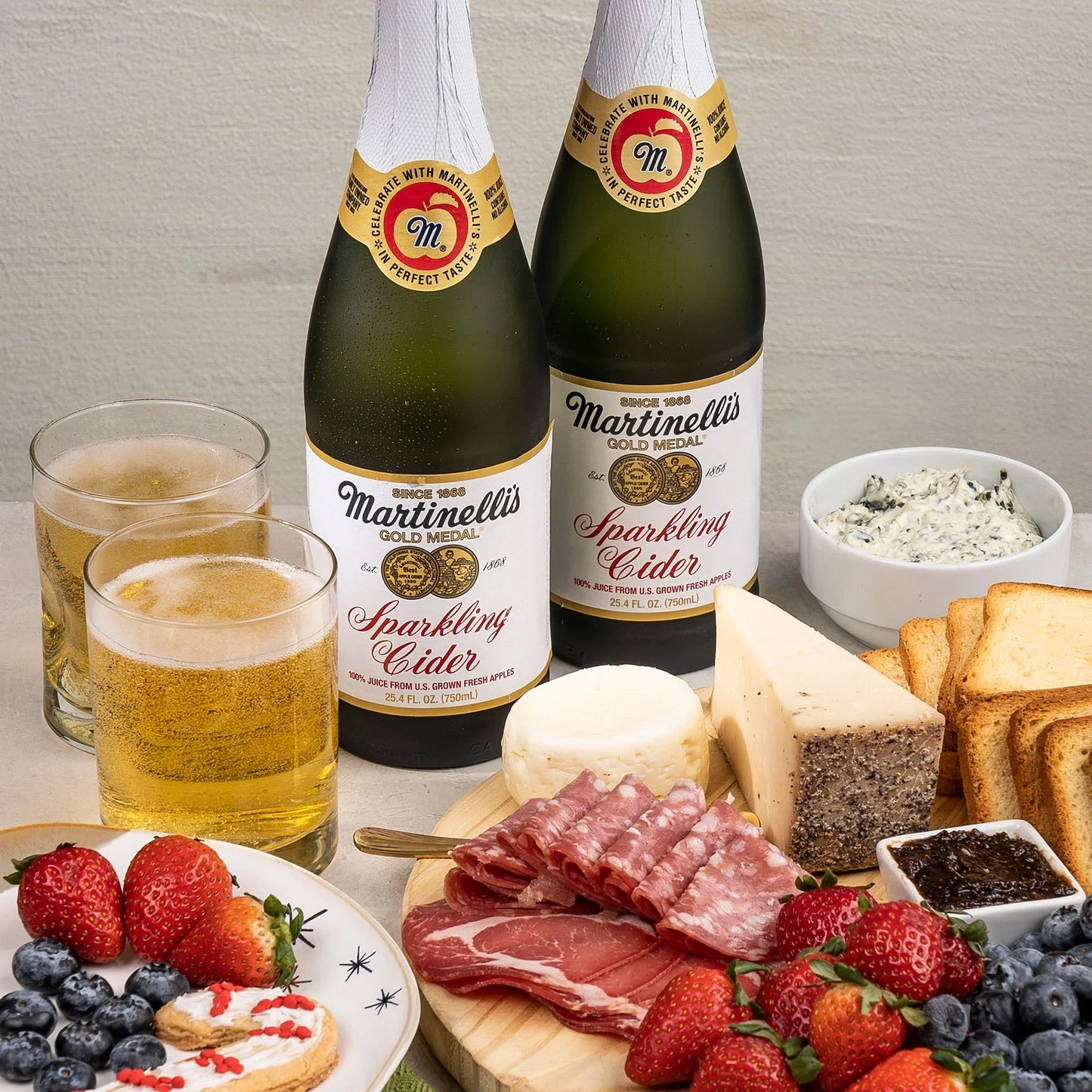 Martinelli's Sparkling Cider Apple 4 ct, 25.4 oz