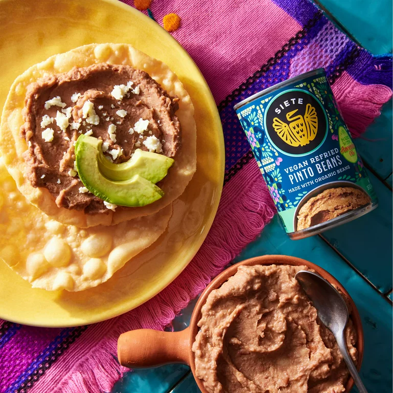 Siete Vegan Refried Pinto Beans, 16 oz