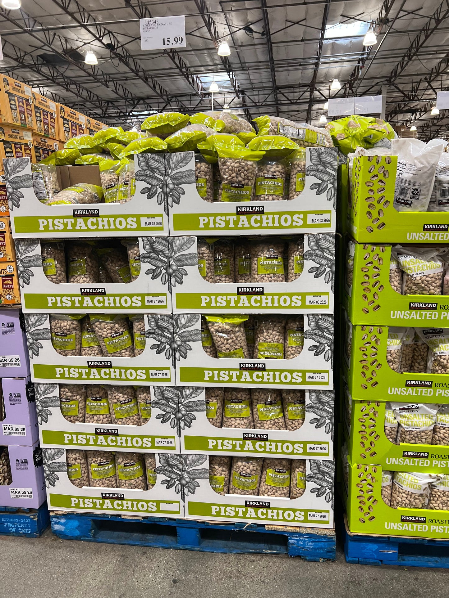 Kirkland Signature In-Shell Pistachios Salted, 3 lb