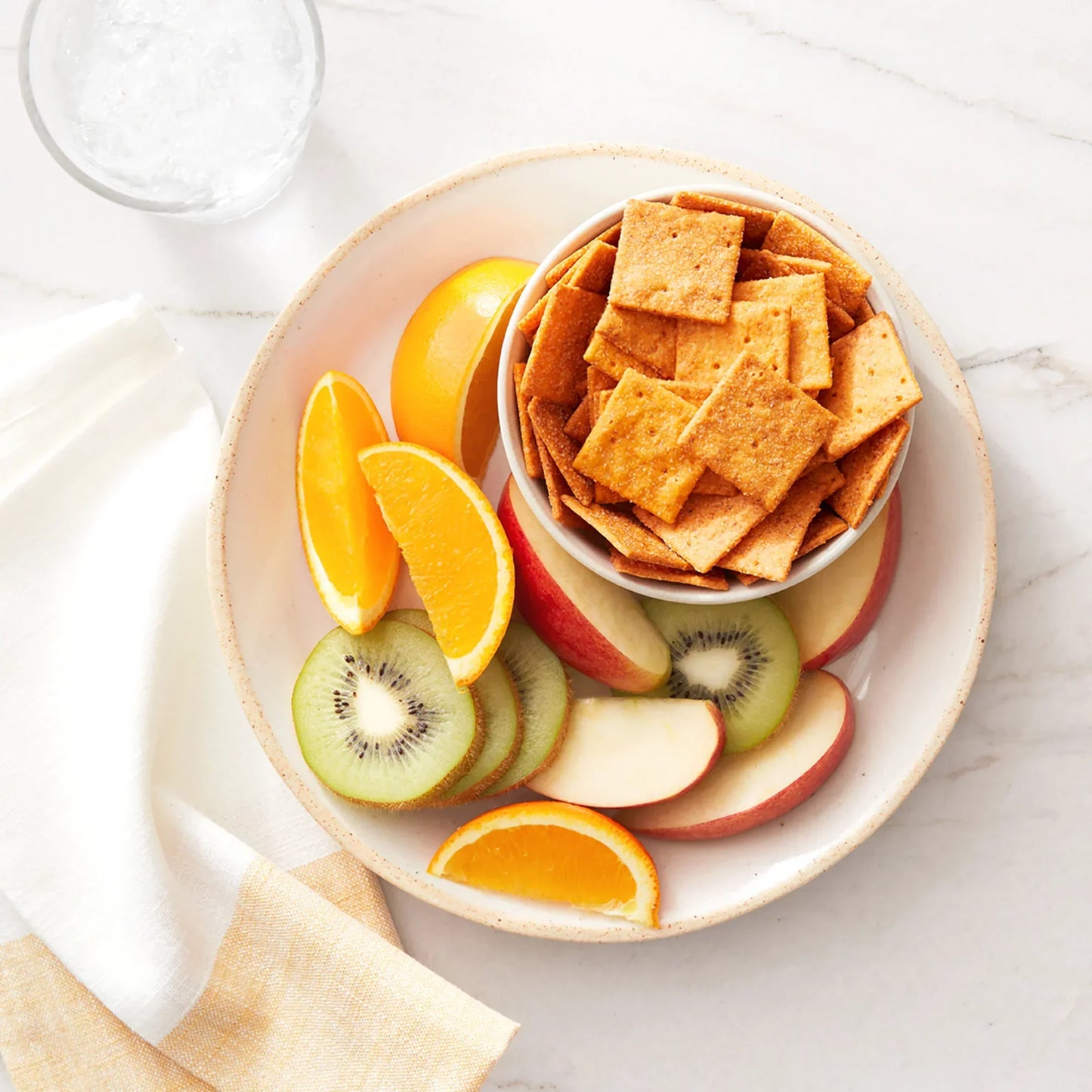 Simple Mills Almond Flour Crackers, Farmhouse Cheddar Crackers