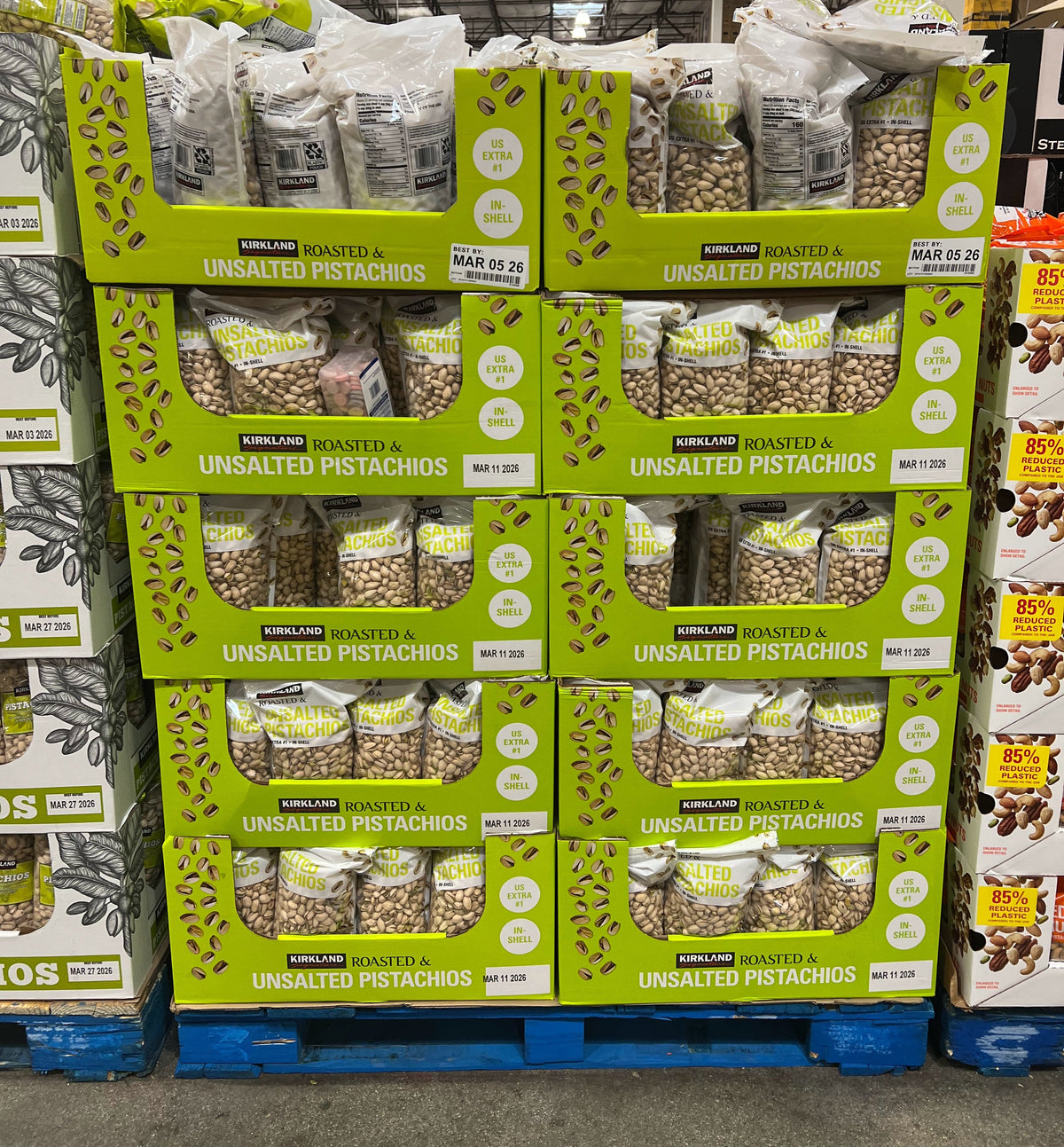 Kirkland Signature Roasted Unsalted In-Shell Pistachios, 3 lb