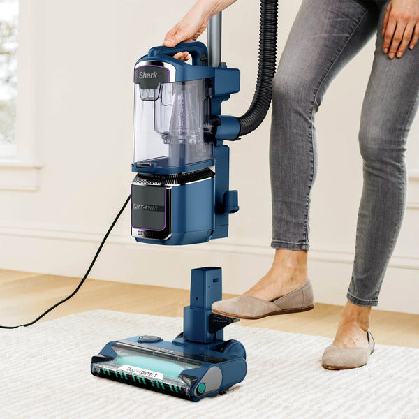 Shark Detect Performance Lift-Away Advanced Upright Vacuum with DuoClean Detect*